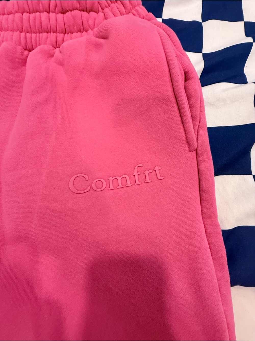 Pink COMFRT minimalist sweatpants woman’s size medium. - Picture 2 of 3